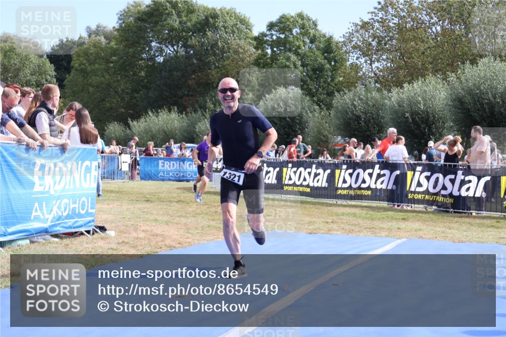 31.08.2025 - Elbe Triathlon Hamburg Strokosch-Dieckow http://msf.ph/oto/8654549 31.08.2025 11:38:57 Ziel 774, 1321 meine-sportfotos.de
