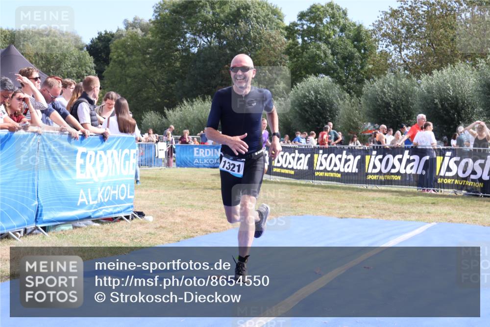 31.08.2025 - Elbe Triathlon Hamburg Strokosch-Dieckow http://msf.ph/oto/8654550 31.08.2025 11:38:57 Ziel 774, 1321 meine-sportfotos.de