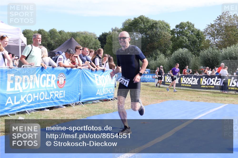 31.08.2025 - Elbe Triathlon Hamburg Strokosch-Dieckow http://msf.ph/oto/8654551 31.08.2025 11:38:58 Ziel 774, 1321 meine-sportfotos.de