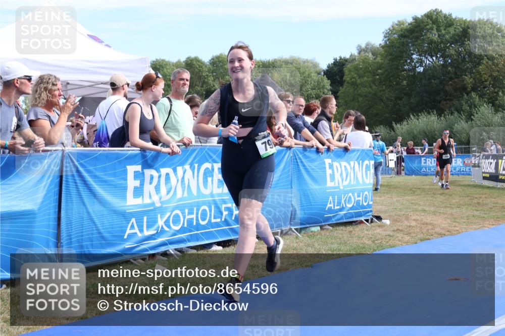 31.08.2025 - Elbe Triathlon Hamburg Strokosch-Dieckow http://msf.ph/oto/8654596 31.08.2025 11:39:48 Ziel 796, 820, 1204, 1326 meine-sportfotos.de