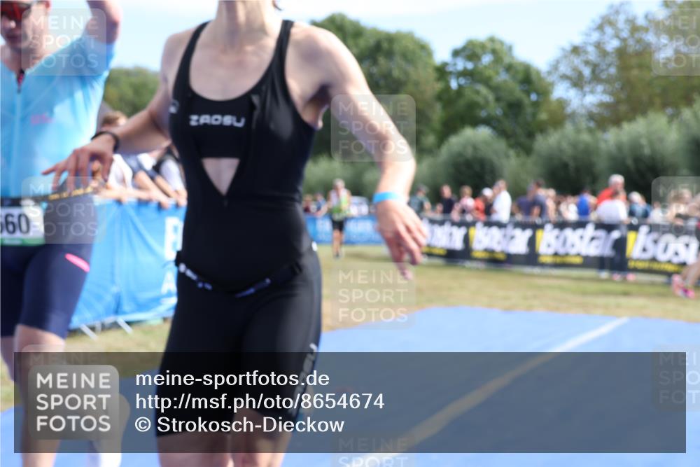 31.08.2025 - Elbe Triathlon Hamburg Strokosch-Dieckow http://msf.ph/oto/8654674 31.08.2025 11:40:35 Ziel 660, 745, 1273, 1310, 1379 meine-sportfotos.de