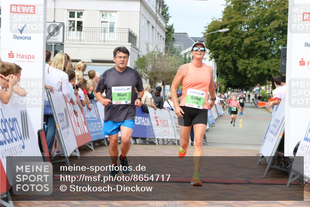 31.08.2025 - 21. Blankeneser Heldenlauf Strokosch-Dieckow http://msf.ph/oto/8654717 31.08.2025 11:03:10 Ziel 3638, 3065, 3666, 3548, 3106 meine-sportfotos.de