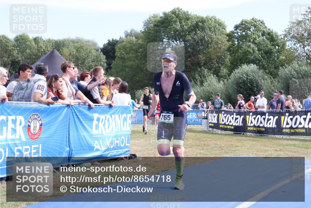 31.08.2025 - Elbe Triathlon Hamburg Strokosch-Dieckow http://msf.ph/oto/8654718 31.08.2025 11:40:54 Ziel 665, 765, 1137, 1298, 1599 meine-sportfotos.de