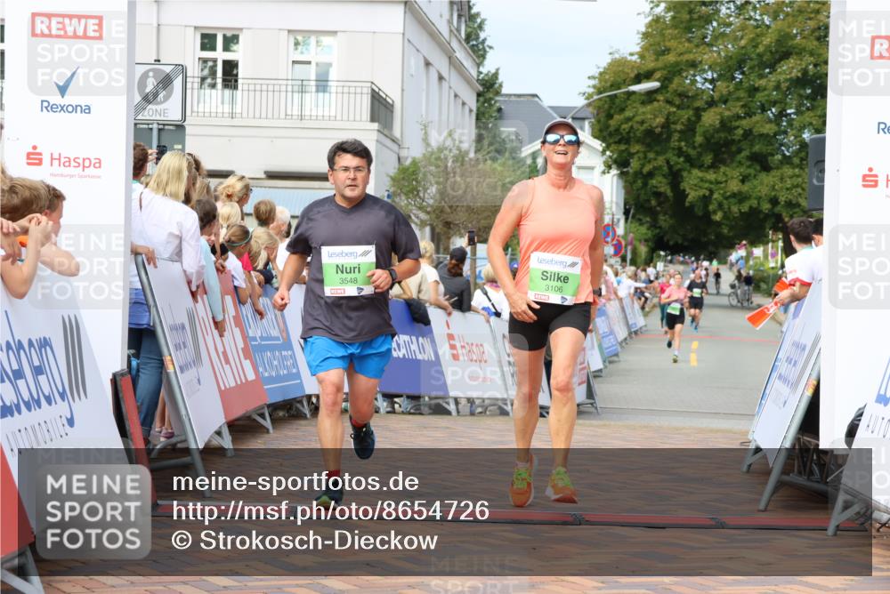 31.08.2025 - 21. Blankeneser Heldenlauf Strokosch-Dieckow http://msf.ph/oto/8654726 31.08.2025 11:03:10 Ziel 3638, 3065, 3666, 3548, 3106 meine-sportfotos.de