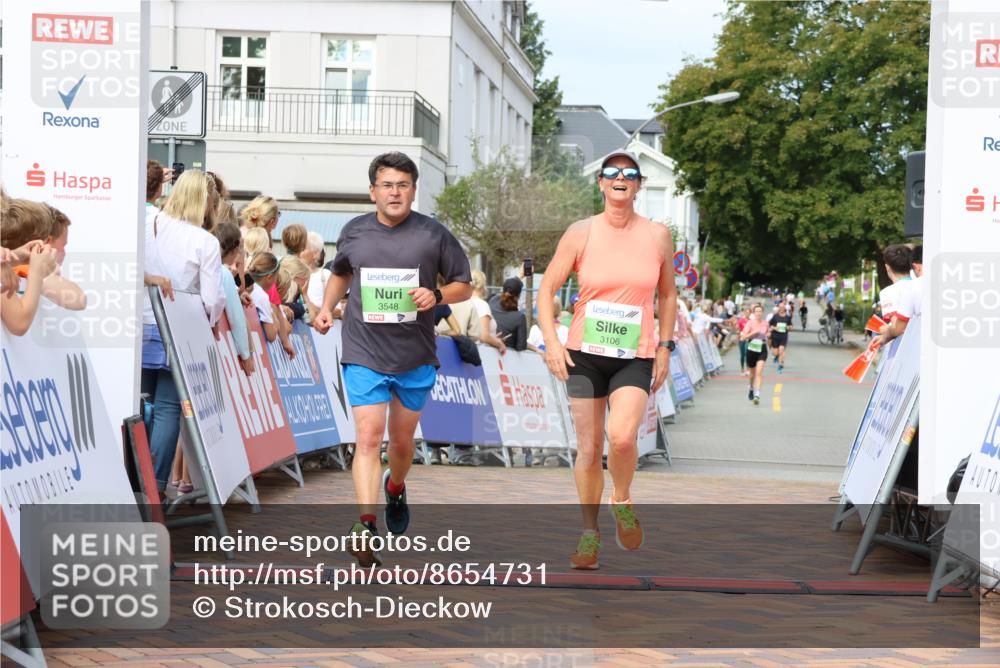 31.08.2025 - 21. Blankeneser Heldenlauf Strokosch-Dieckow http://msf.ph/oto/8654731 31.08.2025 11:03:10 Ziel 3638, 3065, 3666, 3548, 3106 meine-sportfotos.de
