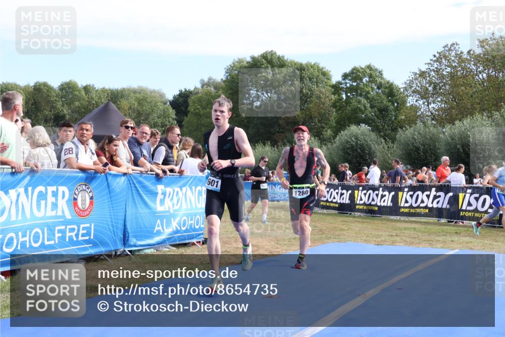 31.08.2025 - Elbe Triathlon Hamburg Strokosch-Dieckow http://msf.ph/oto/8654735 31.08.2025 11:41:09 Ziel 1280, 1601 meine-sportfotos.de