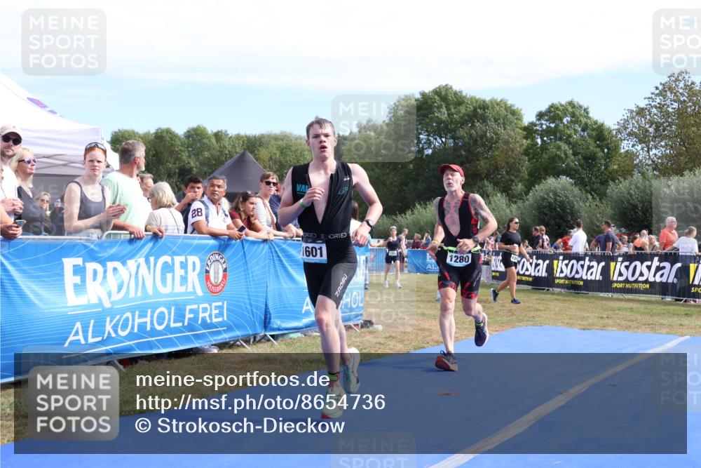 31.08.2025 - Elbe Triathlon Hamburg Strokosch-Dieckow http://msf.ph/oto/8654736 31.08.2025 11:41:09 Ziel 1280, 1601 meine-sportfotos.de