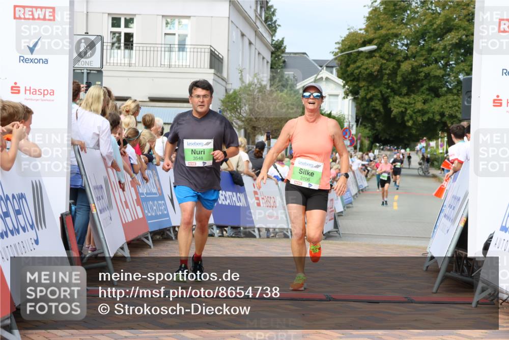 31.08.2025 - 21. Blankeneser Heldenlauf Strokosch-Dieckow http://msf.ph/oto/8654738 31.08.2025 11:03:10 Ziel 3638, 3065, 3666, 3548, 3106 meine-sportfotos.de