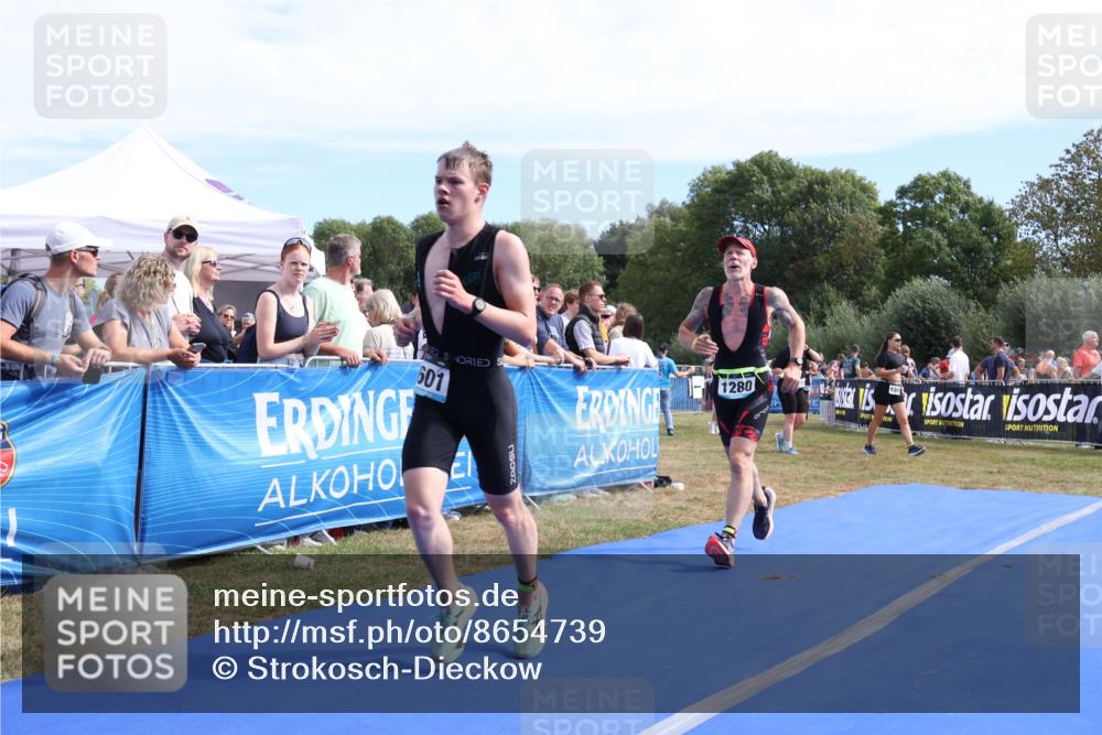31.08.2025 - Elbe Triathlon Hamburg Strokosch-Dieckow http://msf.ph/oto/8654739 31.08.2025 11:41:10 Ziel 1161, 1280, 1601 meine-sportfotos.de