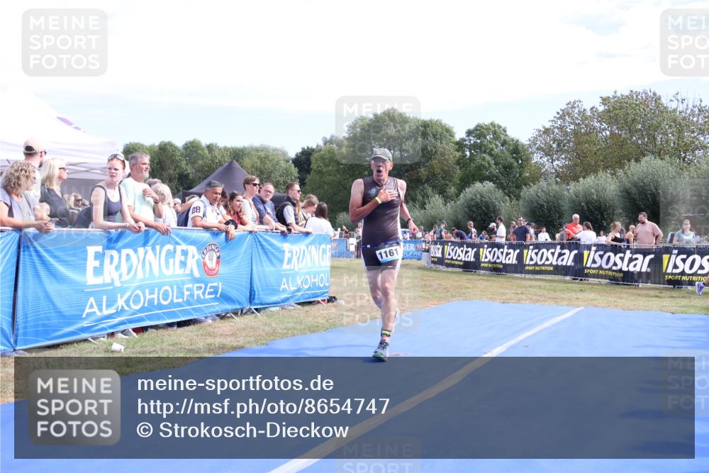 31.08.2025 - Elbe Triathlon Hamburg Strokosch-Dieckow http://msf.ph/oto/8654747 31.08.2025 11:41:18 Ziel 1161, 1488 meine-sportfotos.de