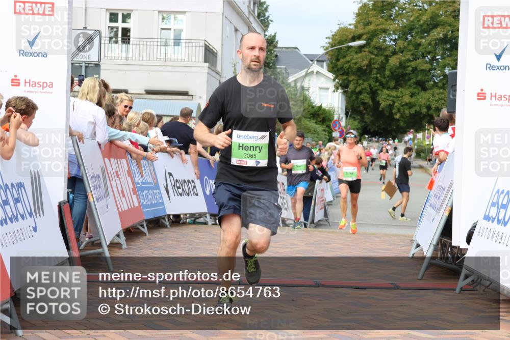 31.08.2025 - 21. Blankeneser Heldenlauf Strokosch-Dieckow http://msf.ph/oto/8654763 31.08.2025 11:03:06 Ziel 3638, 3065, 3666, 3548, 3106 meine-sportfotos.de