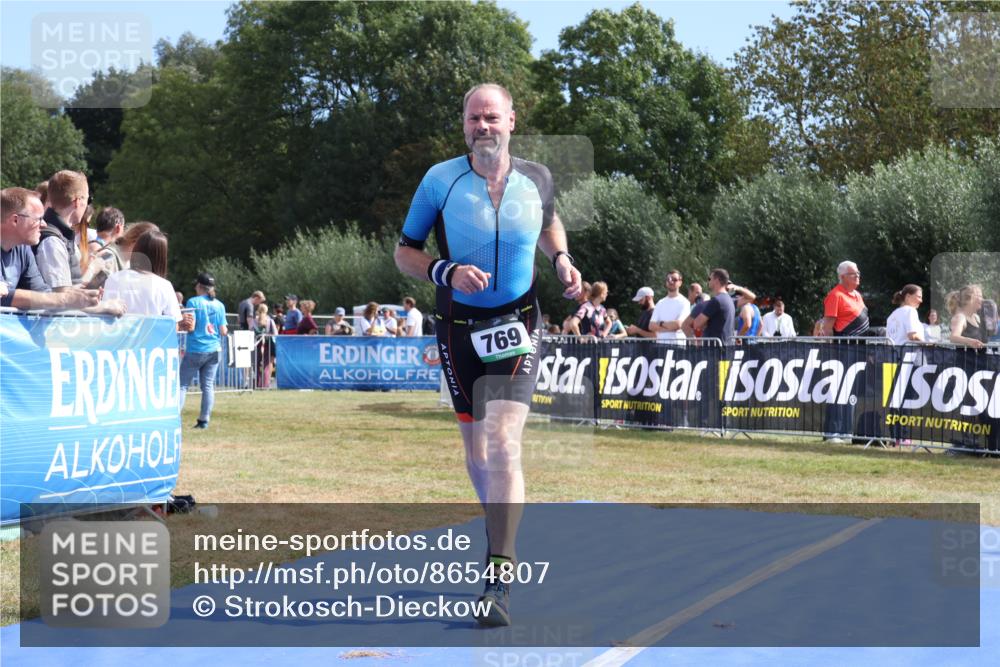 31.08.2025 - Elbe Triathlon Hamburg Strokosch-Dieckow http://msf.ph/oto/8654807 31.08.2025 11:41:54 Ziel 769 meine-sportfotos.de