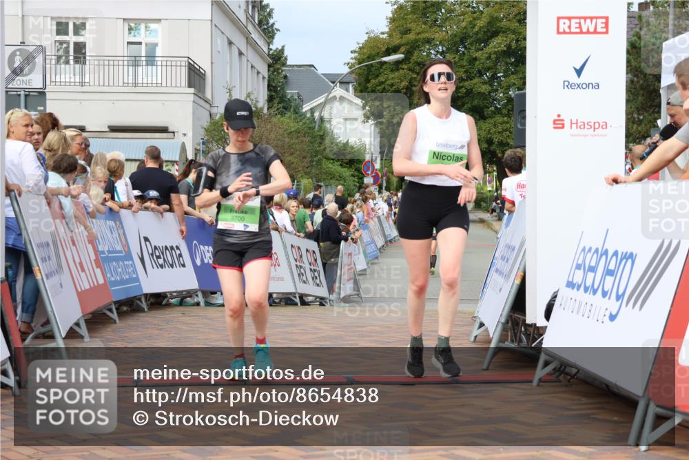 31.08.2025 - 21. Blankeneser Heldenlauf Strokosch-Dieckow http://msf.ph/oto/8654838 31.08.2025 11:02:14 Ziel 3587, 3172, 3180, 3700 meine-sportfotos.de