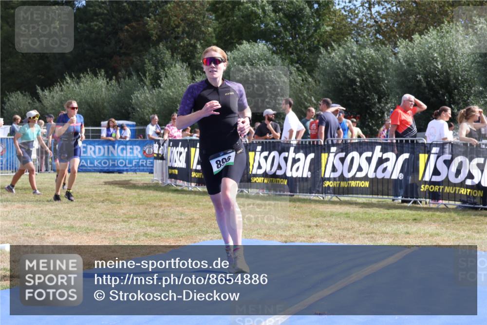 31.08.2025 - Elbe Triathlon Hamburg Strokosch-Dieckow http://msf.ph/oto/8654886 31.08.2025 11:42:54 Ziel 896, 911, 1122, 1318 meine-sportfotos.de