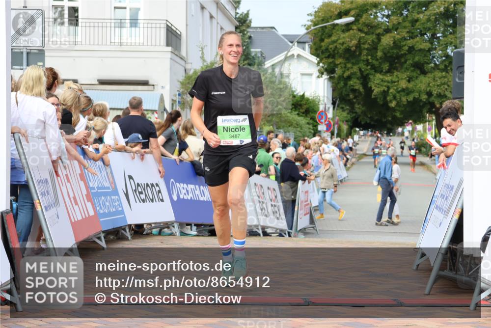 31.08.2025 - 21. Blankeneser Heldenlauf Strokosch-Dieckow http://msf.ph/oto/8654912 31.08.2025 11:02:46 Ziel 3487, 3714 meine-sportfotos.de