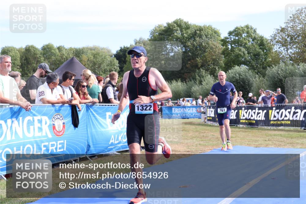 31.08.2025 - Elbe Triathlon Hamburg Strokosch-Dieckow http://msf.ph/oto/8654926 31.08.2025 11:43:33 Ziel 761, 1322 meine-sportfotos.de