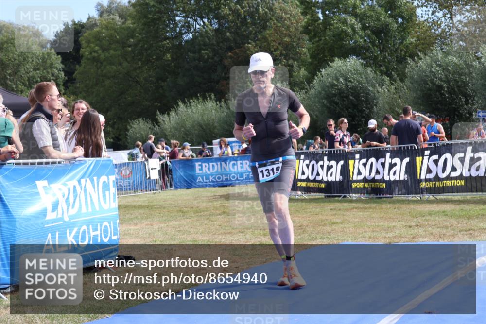 31.08.2025 - Elbe Triathlon Hamburg Strokosch-Dieckow http://msf.ph/oto/8654940 31.08.2025 11:43:44 Ziel 845, 1319 meine-sportfotos.de