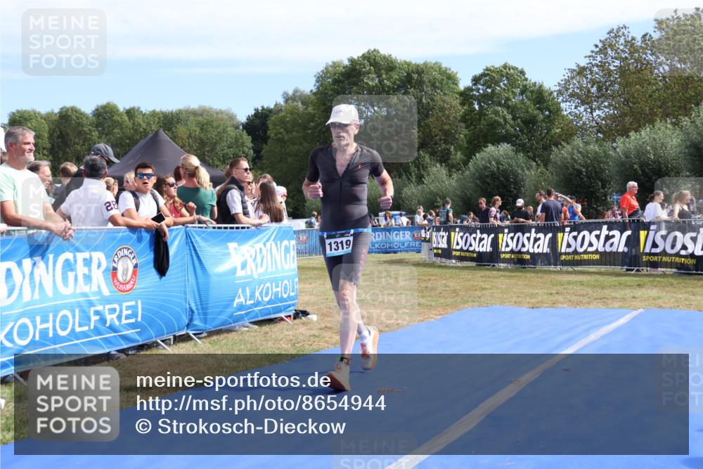 31.08.2025 - Elbe Triathlon Hamburg Strokosch-Dieckow http://msf.ph/oto/8654944 31.08.2025 11:43:45 Ziel 845, 1319 meine-sportfotos.de