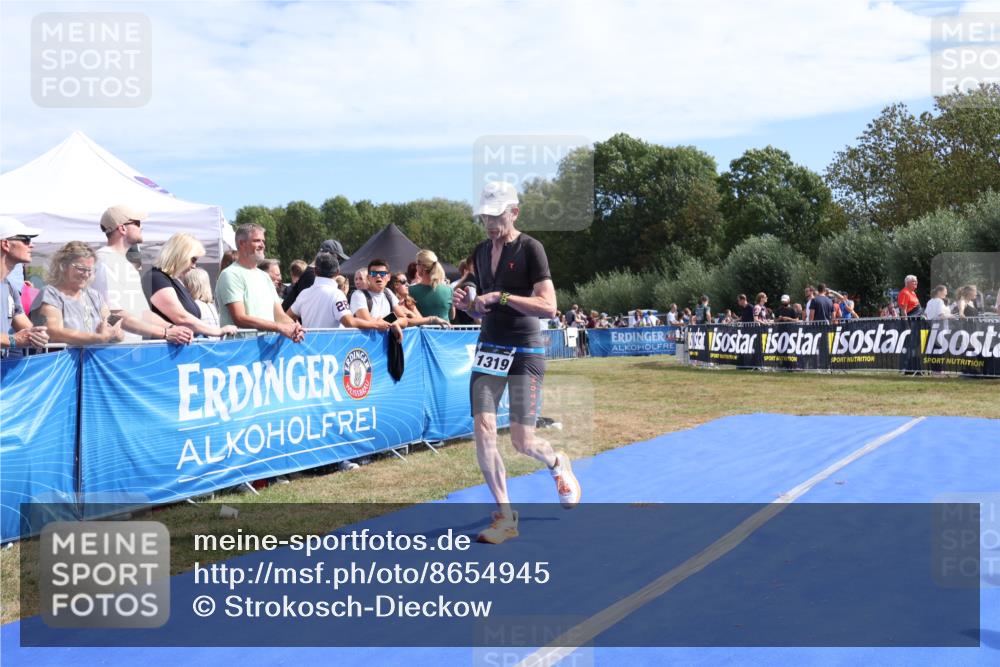 31.08.2025 - Elbe Triathlon Hamburg Strokosch-Dieckow http://msf.ph/oto/8654945 31.08.2025 11:43:46 Ziel 845, 1319 meine-sportfotos.de