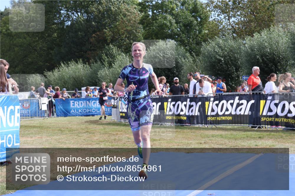 31.08.2025 - Elbe Triathlon Hamburg Strokosch-Dieckow http://msf.ph/oto/8654961 31.08.2025 11:44:01 Ziel 322, 1166, 1376, 1446 meine-sportfotos.de