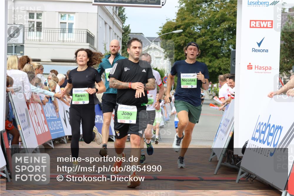 31.08.2025 - 21. Blankeneser Heldenlauf Strokosch-Dieckow http://msf.ph/oto/8654990 31.08.2025 11:01:46 Ziel 3428, 3662, 3104, 3521, 3476, 3109, 3730, 3284 meine-sportfotos.de