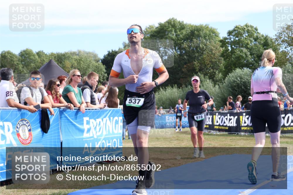 31.08.2025 - Elbe Triathlon Hamburg Strokosch-Dieckow http://msf.ph/oto/8655002 31.08.2025 11:44:24 Ziel 537, 916, 1256, 1354 meine-sportfotos.de
