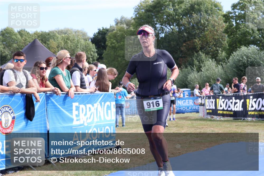 31.08.2025 - Elbe Triathlon Hamburg Strokosch-Dieckow http://msf.ph/oto/8655008 31.08.2025 11:44:26 Ziel 537, 916, 1191 meine-sportfotos.de