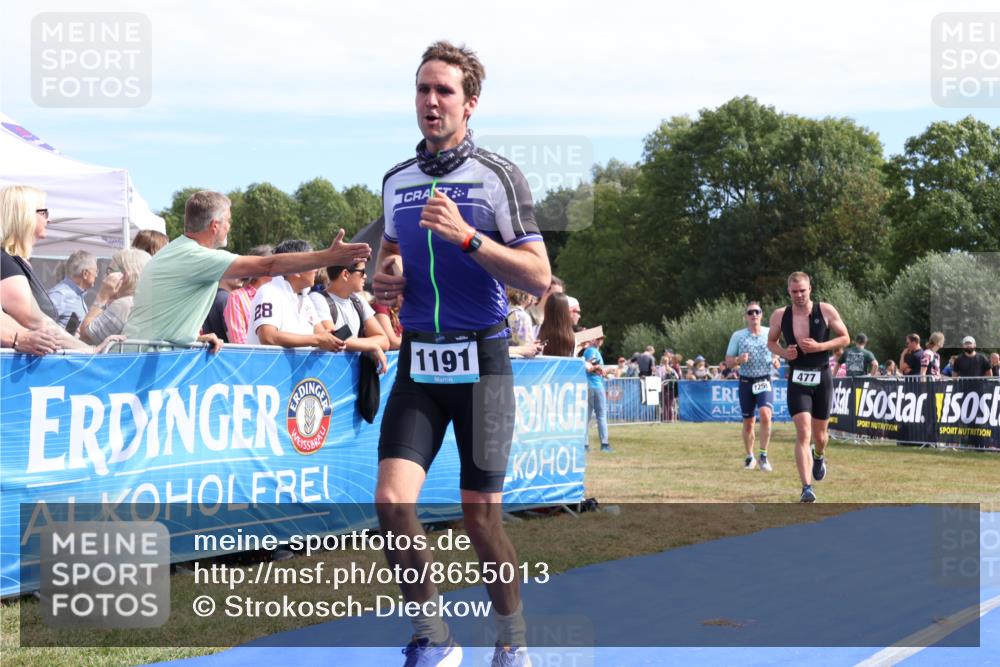 31.08.2025 - Elbe Triathlon Hamburg Strokosch-Dieckow http://msf.ph/oto/8655013 31.08.2025 11:44:35 Ziel 477, 701, 1191, 1259 meine-sportfotos.de
