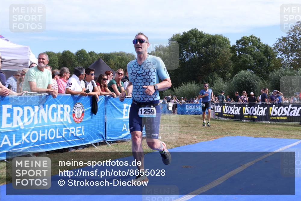 31.08.2025 - Elbe Triathlon Hamburg Strokosch-Dieckow http://msf.ph/oto/8655028 31.08.2025 11:44:39 Ziel 477, 701, 832, 1191, 1259 meine-sportfotos.de