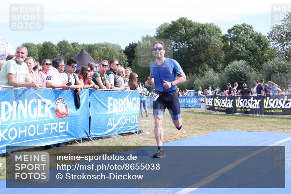 31.08.2025 - Elbe Triathlon Hamburg Strokosch-Dieckow http://msf.ph/oto/8655038 31.08.2025 11:44:42 Ziel 477, 701, 832, 1251, 1259 meine-sportfotos.de