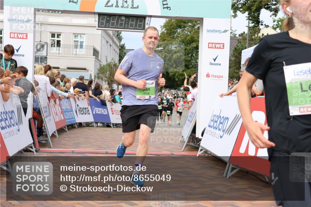 31.08.2025 - 21. Blankeneser Heldenlauf Strokosch-Dieckow http://msf.ph/oto/8655049 31.08.2025 11:01:40 Ziel 3082, 3428, 3298, 3276, 3109, 3712 meine-sportfotos.de