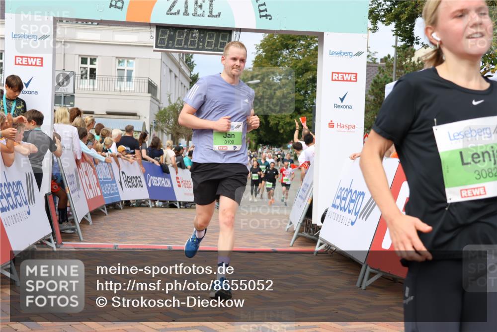 31.08.2025 - 21. Blankeneser Heldenlauf Strokosch-Dieckow http://msf.ph/oto/8655052 31.08.2025 11:01:40 Ziel 3082, 3428, 3298, 3276, 3109, 3712 meine-sportfotos.de