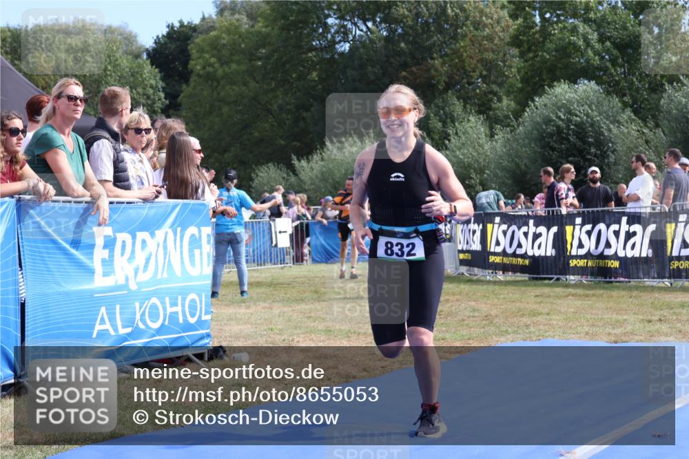 31.08.2025 - Elbe Triathlon Hamburg Strokosch-Dieckow http://msf.ph/oto/8655053 31.08.2025 11:44:47 Ziel 701, 832, 1178, 1251, 1338, 1418 meine-sportfotos.de