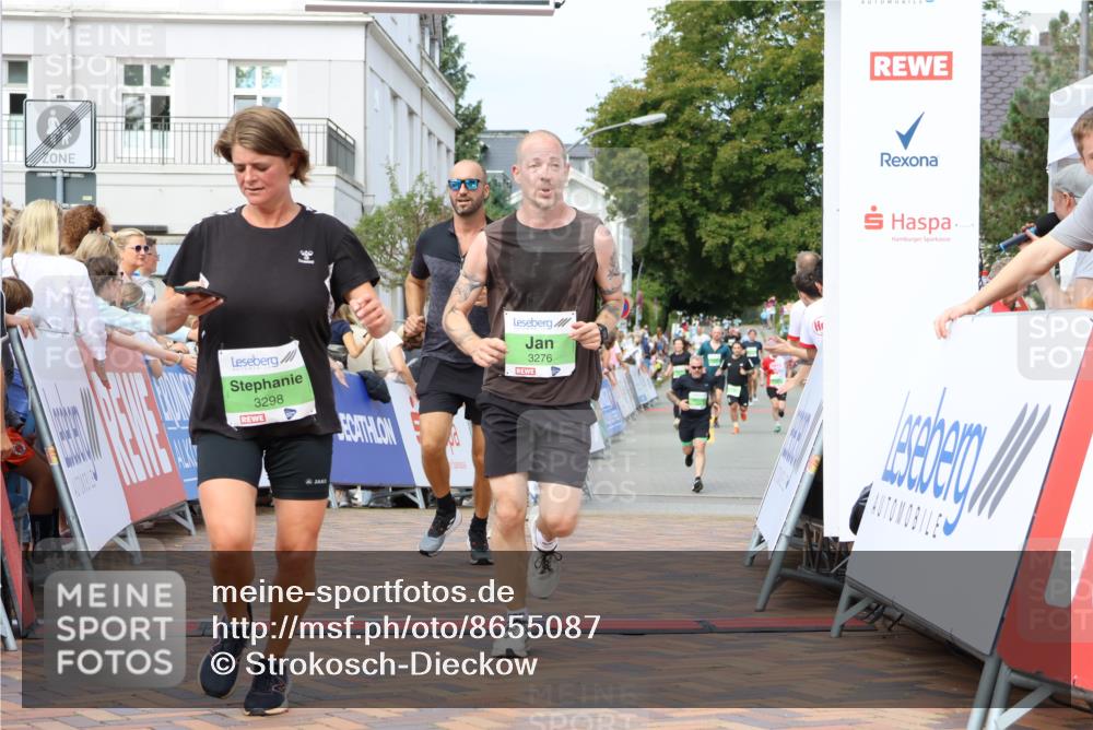 31.08.2025 - 21. Blankeneser Heldenlauf Strokosch-Dieckow http://msf.ph/oto/8655087 31.08.2025 11:01:37 Ziel 3082, 3298, 3276, 3109, 3712 meine-sportfotos.de
