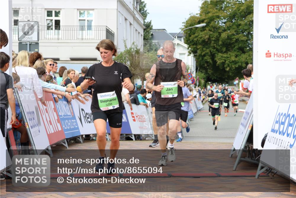 31.08.2025 - 21. Blankeneser Heldenlauf Strokosch-Dieckow http://msf.ph/oto/8655094 31.08.2025 11:01:36 Ziel 3082, 3298, 3276, 3109, 3712 meine-sportfotos.de
