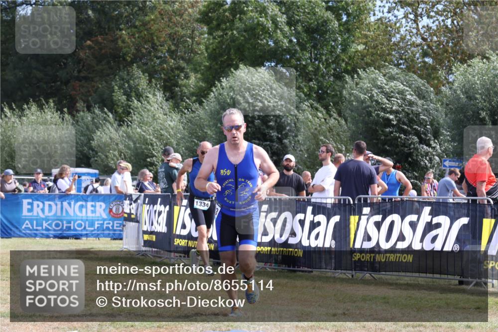 31.08.2025 - Elbe Triathlon Hamburg Strokosch-Dieckow http://msf.ph/oto/8655114 31.08.2025 11:45:11 Ziel 711, 844, 1303, 1334, 1479 meine-sportfotos.de