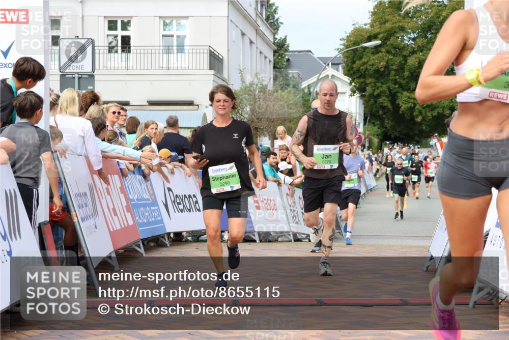 31.08.2025 - 21. Blankeneser Heldenlauf Strokosch-Dieckow http://msf.ph/oto/8655115 31.08.2025 11:01:35 Ziel 3082, 3298, 3276, 3109, 3712 meine-sportfotos.de