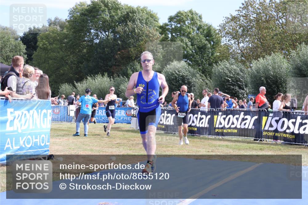 31.08.2025 - Elbe Triathlon Hamburg Strokosch-Dieckow http://msf.ph/oto/8655120 31.08.2025 11:45:13 Ziel 711, 844, 1303, 1334, 1479 meine-sportfotos.de