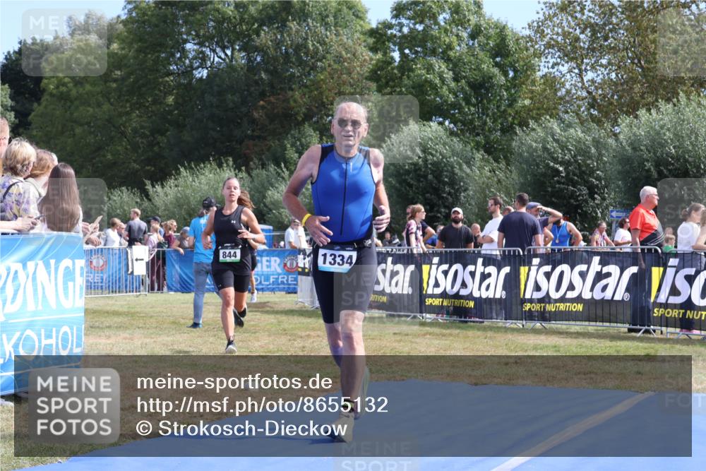 31.08.2025 - Elbe Triathlon Hamburg Strokosch-Dieckow http://msf.ph/oto/8655132 31.08.2025 11:45:16 Ziel 844, 888, 1303, 1334 meine-sportfotos.de