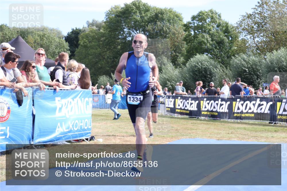 31.08.2025 - Elbe Triathlon Hamburg Strokosch-Dieckow http://msf.ph/oto/8655136 31.08.2025 11:45:17 Ziel 844, 888, 1303, 1334 meine-sportfotos.de