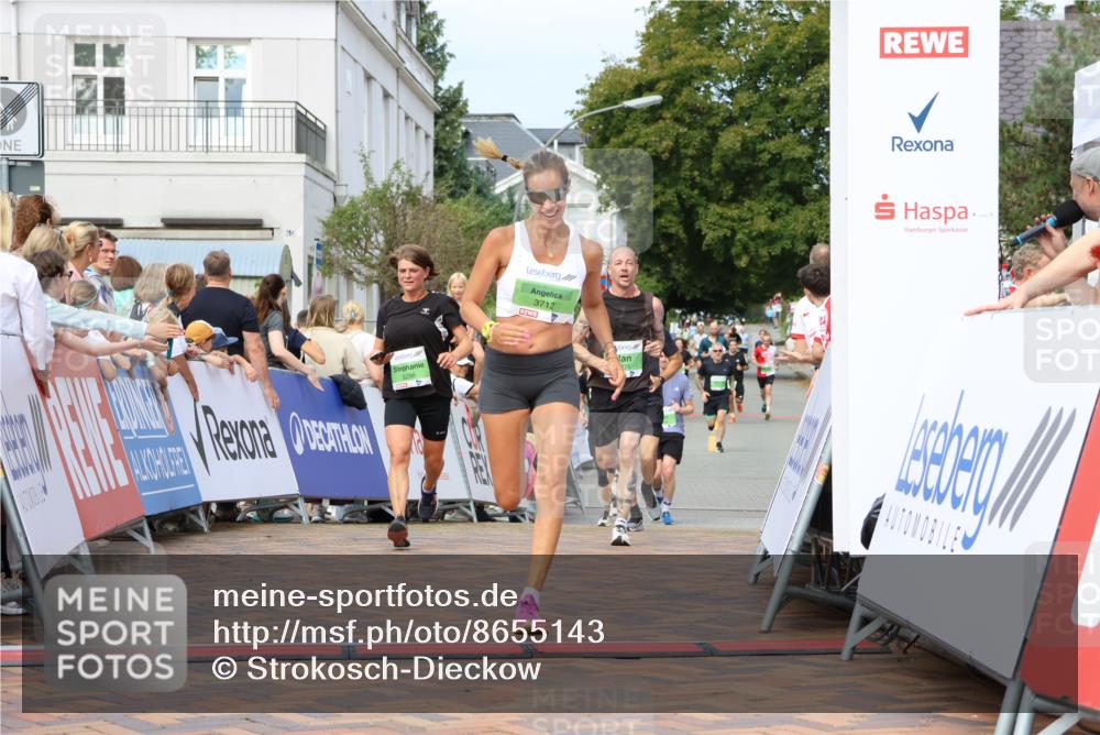 31.08.2025 - 21. Blankeneser Heldenlauf Strokosch-Dieckow http://msf.ph/oto/8655143 31.08.2025 11:01:34 Ziel 3082, 3298, 3276, 3712 meine-sportfotos.de