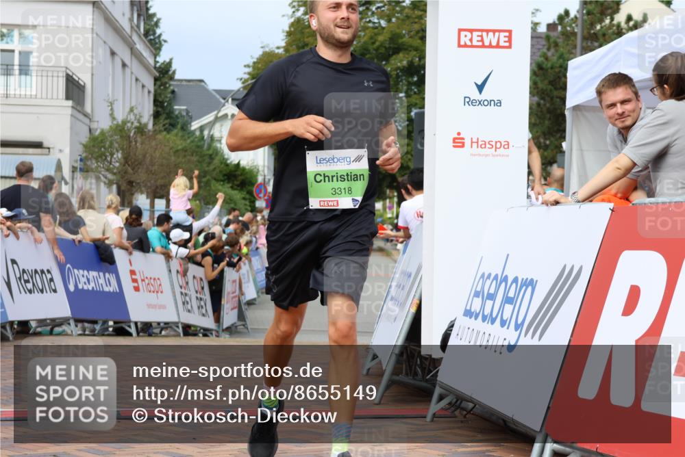 31.08.2025 - 21. Blankeneser Heldenlauf Strokosch-Dieckow http://msf.ph/oto/8655149 31.08.2025 11:01:20 Ziel 3169, 3318, 3383 meine-sportfotos.de
