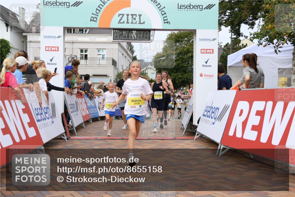 31.08.2025 - 21. Blankeneser Heldenlauf Strokosch-Dieckow http://msf.ph/oto/8655158 31.08.2025 10:34:39 Ziel 2110, 2021, 2424, 2668, 2669, 2667, 2298, 2349, 2350, 2090, 2083 meine-sportfotos.de