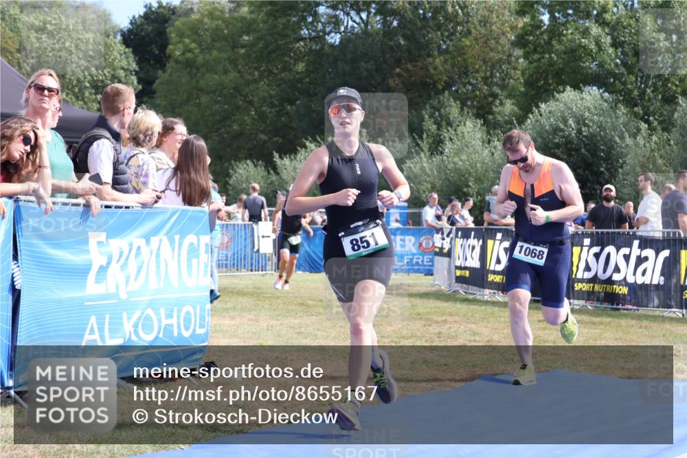 31.08.2025 - Elbe Triathlon Hamburg Strokosch-Dieckow http://msf.ph/oto/8655167 31.08.2025 11:45:28 Ziel 740, 851, 888, 1068 meine-sportfotos.de