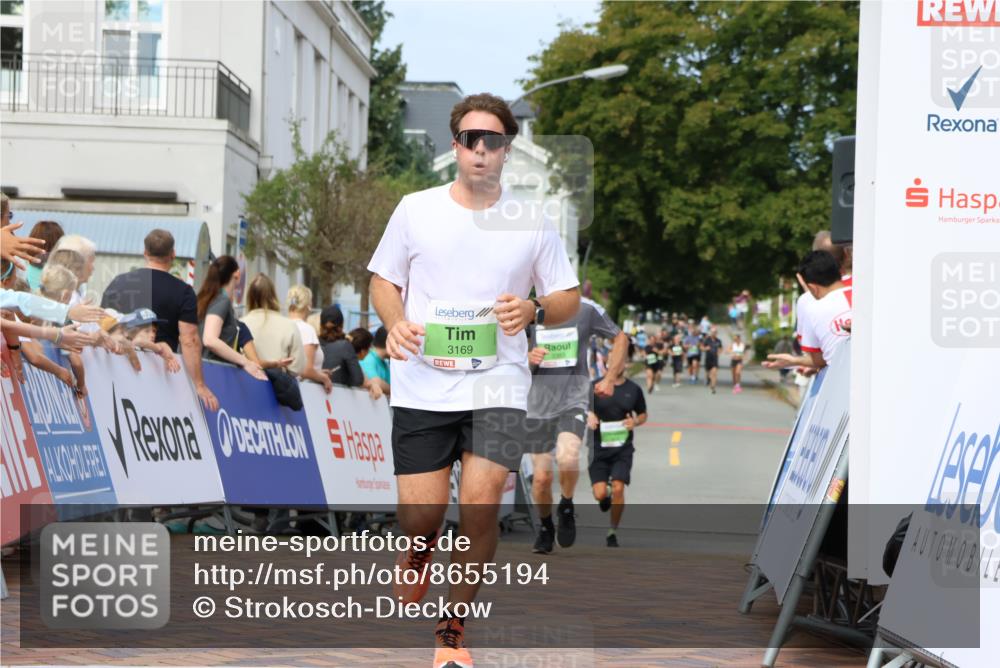 31.08.2025 - 21. Blankeneser Heldenlauf Strokosch-Dieckow http://msf.ph/oto/8655194 31.08.2025 11:01:14 Ziel 3734, 3169, 3318, 3383 meine-sportfotos.de