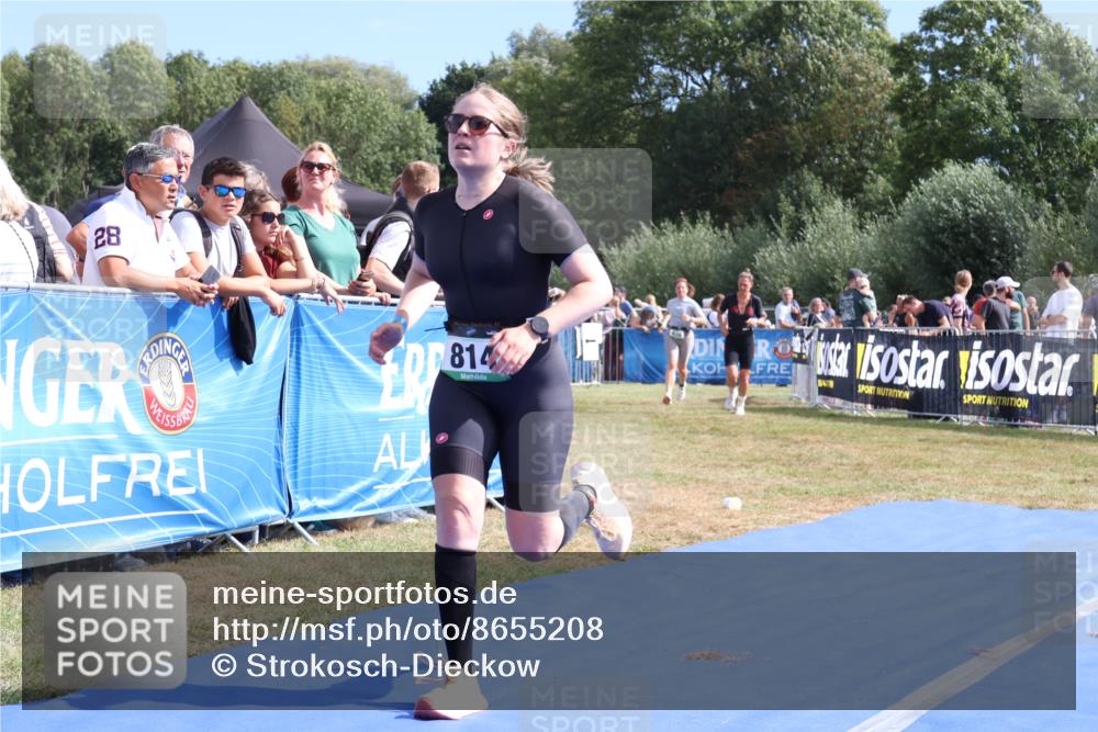 31.08.2025 - Elbe Triathlon Hamburg Strokosch-Dieckow http://msf.ph/oto/8655208 31.08.2025 11:45:50 Ziel 814, 838, 887 meine-sportfotos.de