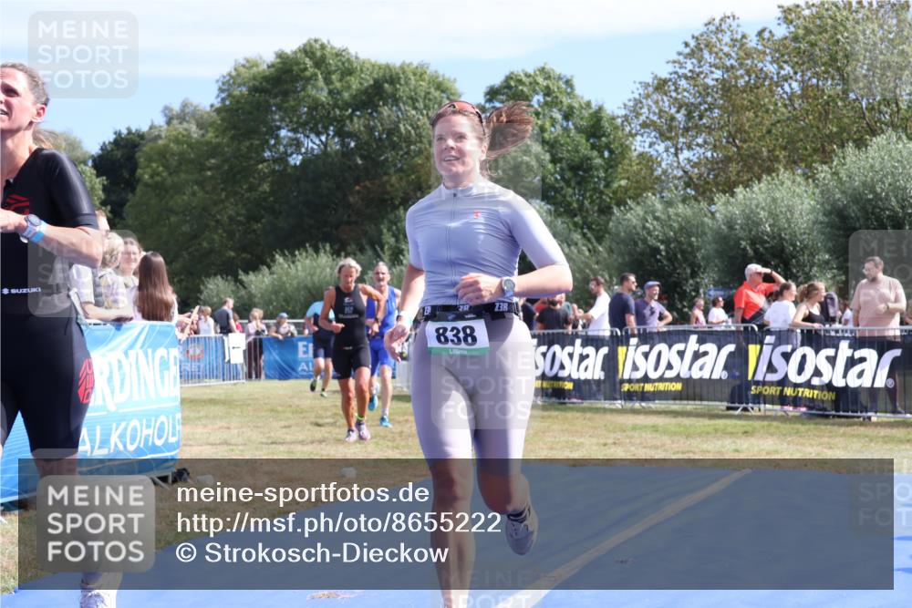 31.08.2025 - Elbe Triathlon Hamburg Strokosch-Dieckow http://msf.ph/oto/8655222 31.08.2025 11:45:57 Ziel 838, 887, 1314, 1496 meine-sportfotos.de