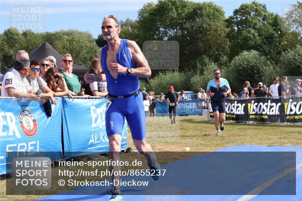 31.08.2025 - Elbe Triathlon Hamburg Strokosch-Dieckow http://msf.ph/oto/8655237 31.08.2025 11:46:02 Ziel 838, 887, 1113, 1307, 1314, 1496 meine-sportfotos.de
