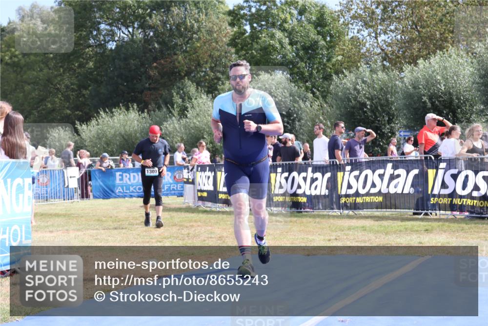 31.08.2025 - Elbe Triathlon Hamburg Strokosch-Dieckow http://msf.ph/oto/8655243 31.08.2025 11:46:04 Ziel 1113, 1307, 1314, 1496 meine-sportfotos.de
