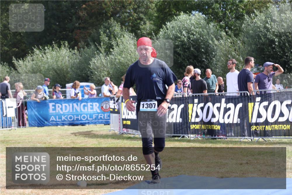 31.08.2025 - Elbe Triathlon Hamburg Strokosch-Dieckow http://msf.ph/oto/8655254 31.08.2025 11:46:07 Ziel 1113, 1307, 1314 meine-sportfotos.de